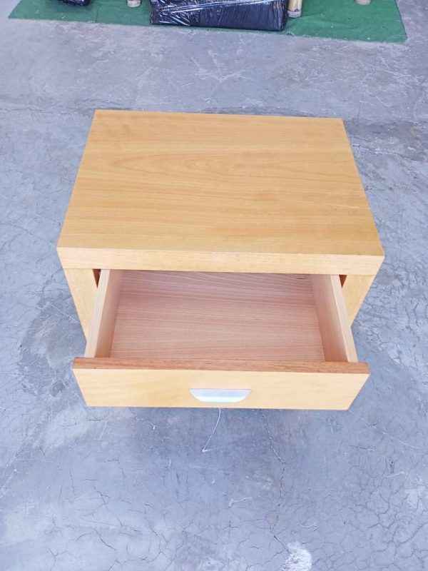 MESITA DE MADERA - Imagen 5