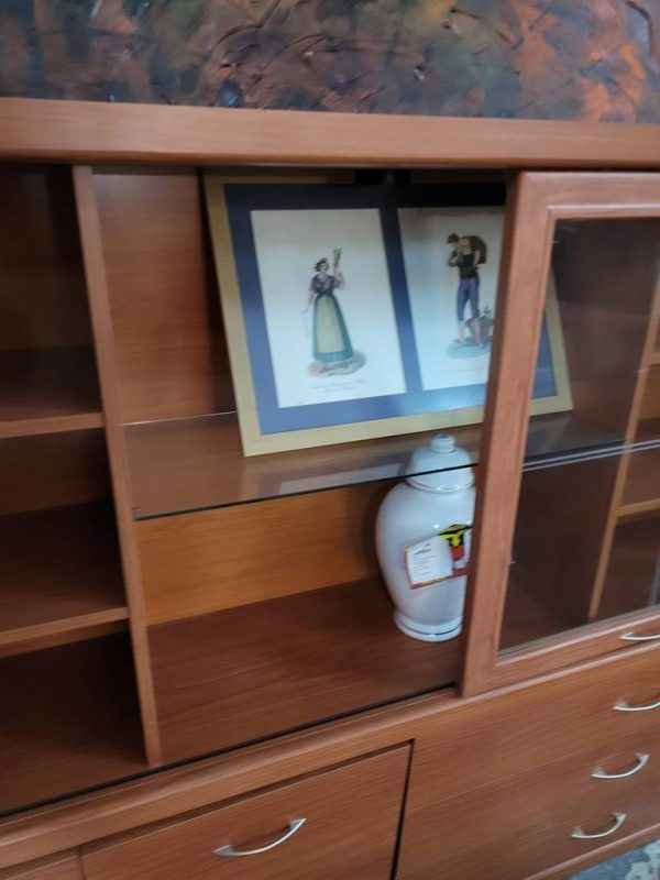 MUEBLE CON VITRINA - Imagen 4