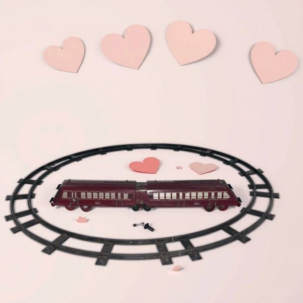 TREN DE HOJALATA