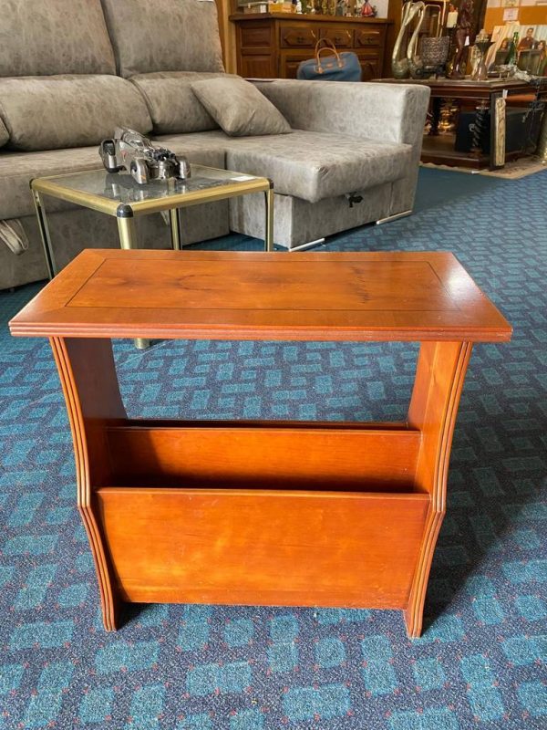 REVISTERO DE MADERA - Imagen 3
