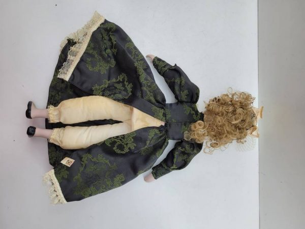 MUÑECA DE PORCELANA - Imagen 3