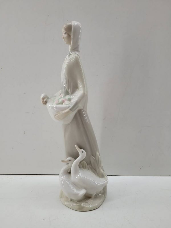FIGURA DE CERÁMICA - Imagen 2