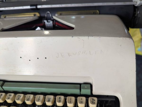 MÁQUINA DE ESCRIBIR - Imagen 6