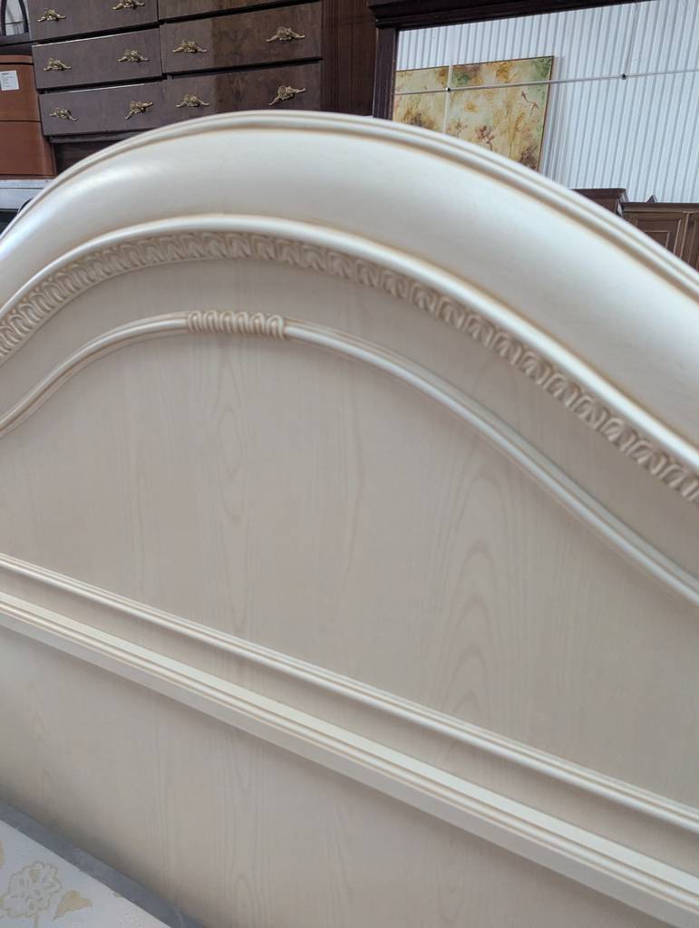 CONJUNTO DE DORMITORIO CLÁSICO - Imagen 5