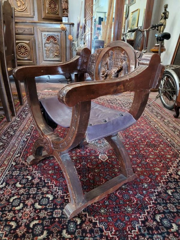 SILLA DE ESTILO MEDIEVAL - Imagen 6