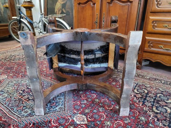 SILLA DE ESTILO MEDIEVAL - Imagen 9