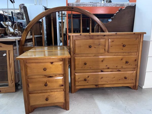 CONJUNTO DE DORMITORIO RÚSTICO