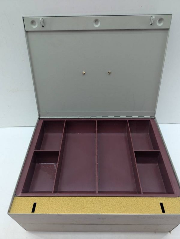 CAJA CAUDALES PORTÁTIL - Imagen 4