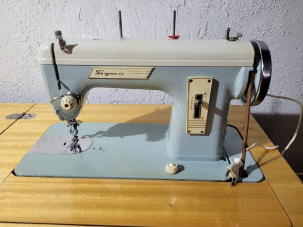 MÁQUINA DE COSER SIGMA - Imagen 4