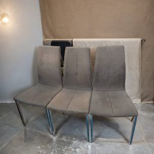 3 SILLAS MODERNAS