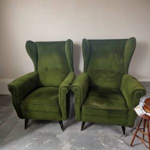 2 BUTACAS OREJERAS VERDES