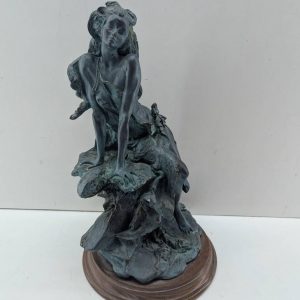 ESCULTURA DE RESINA