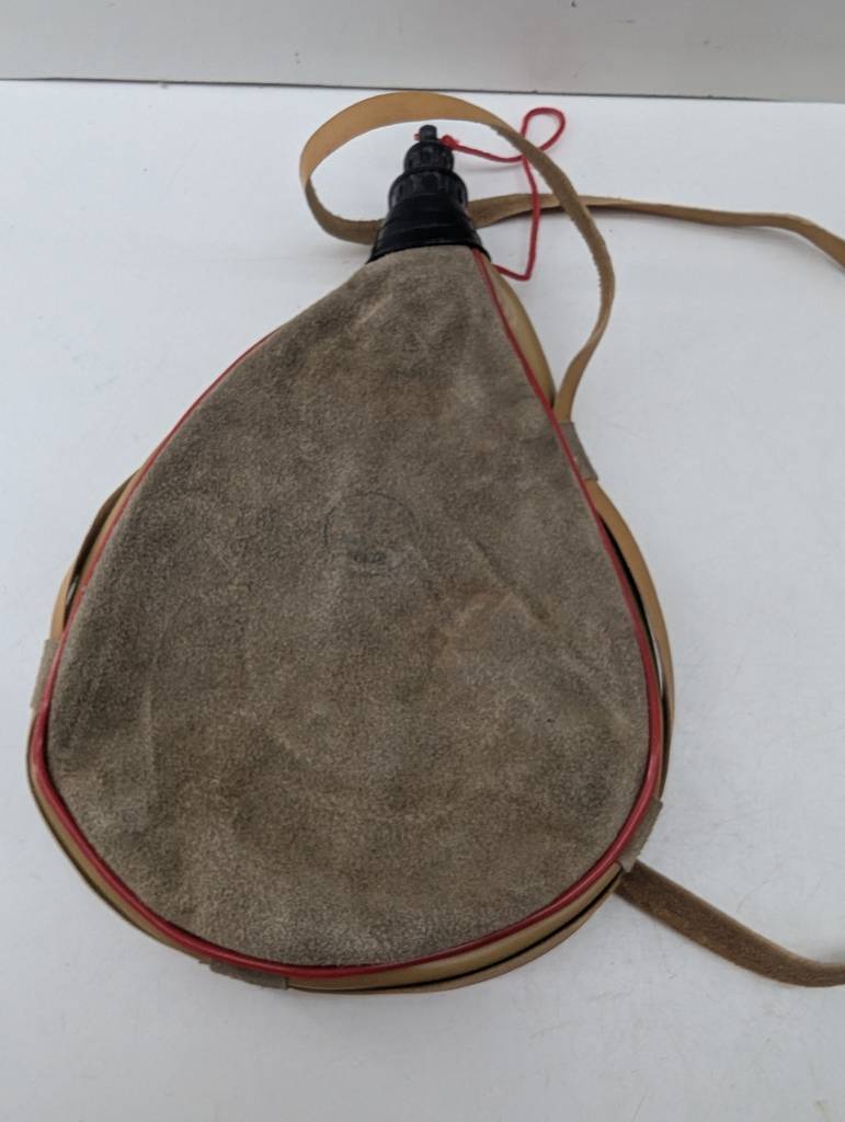 BOTA DE VINO VINTAGE - Imagen 8