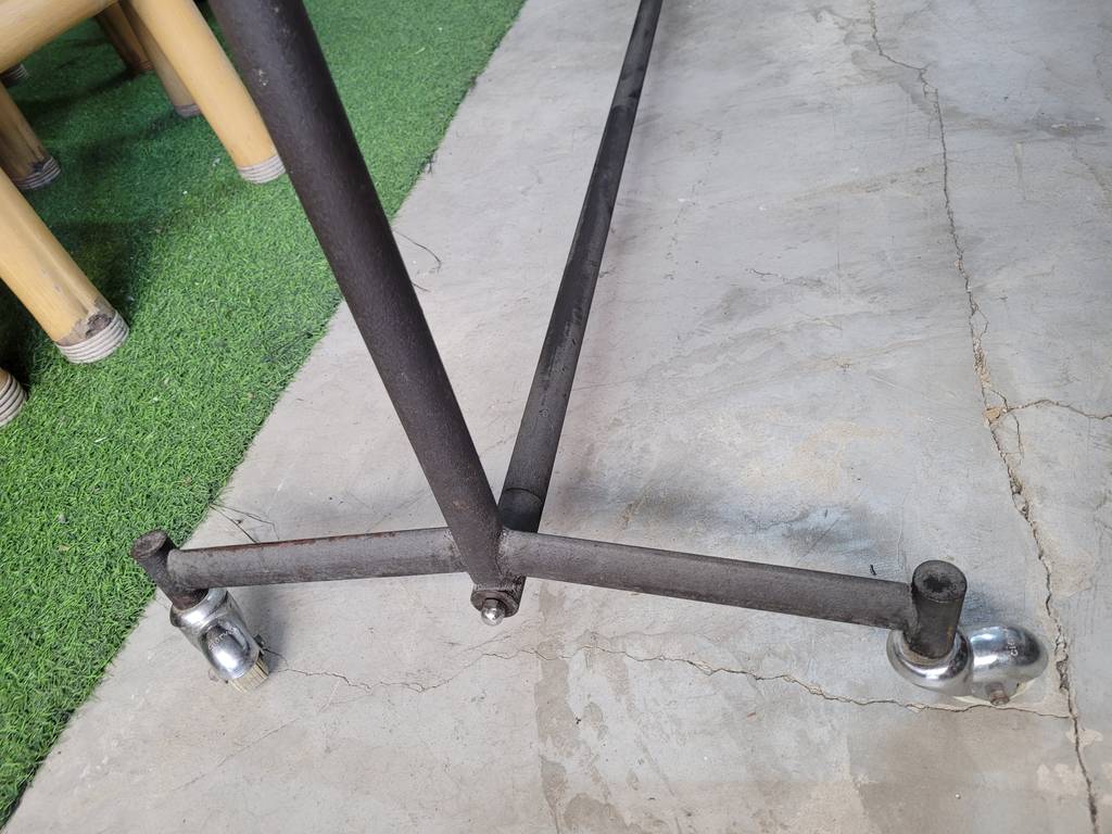 PERCHERO METÁLICO - Imagen 6