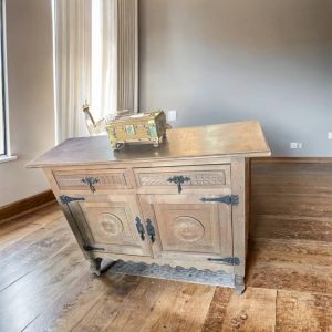 MUEBLE CLÁSICO