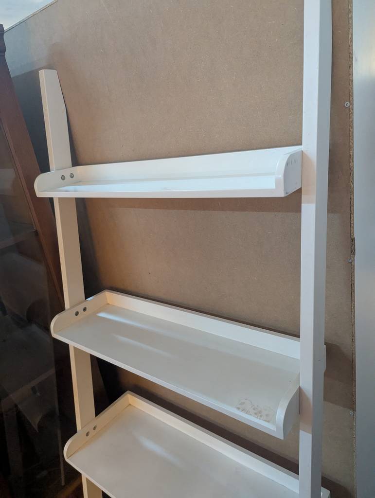 ESTANTERÍA DE PARED - Imagen 3