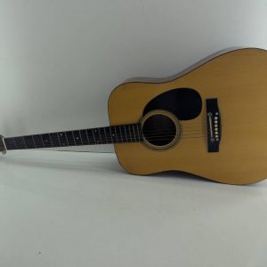 GUITARRA ACÚSTICA