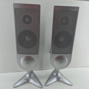2 ALTAVOCES DE SOBREMESA