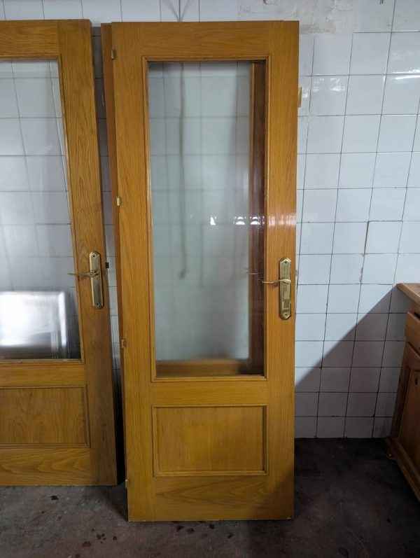 PUERTA CON CRISTAL - Imagen 2