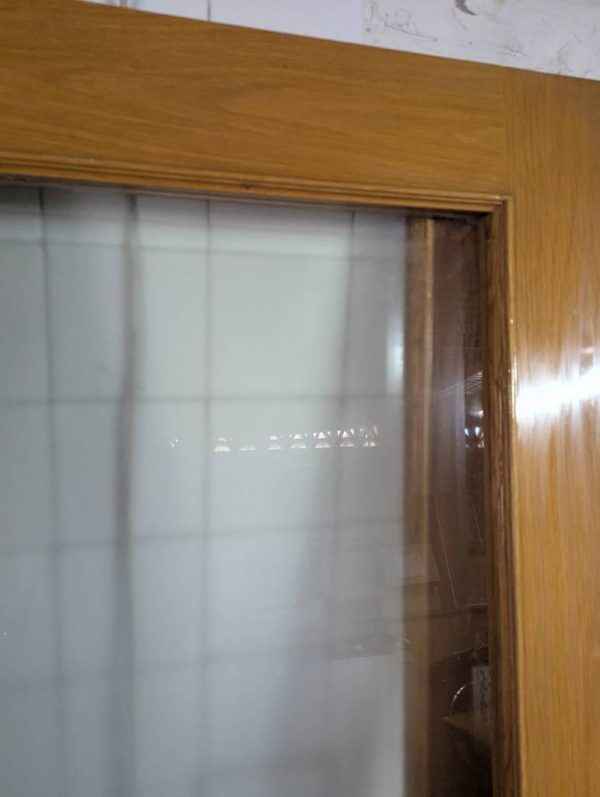 PUERTA CON CRISTAL - Imagen 3