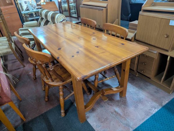 MESA DE COMEDOR Y 4 SILLAS - Imagen 2