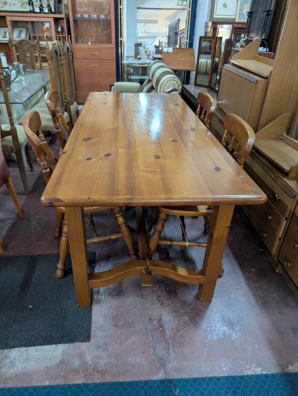MESA DE COMEDOR Y 4 SILLAS - Imagen 4
