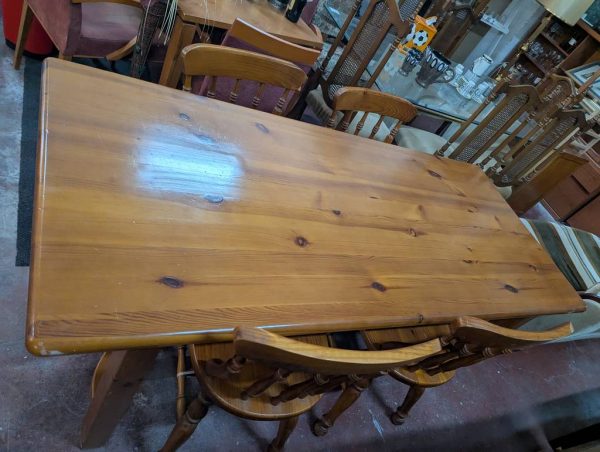 MESA DE COMEDOR Y 4 SILLAS - Imagen 6