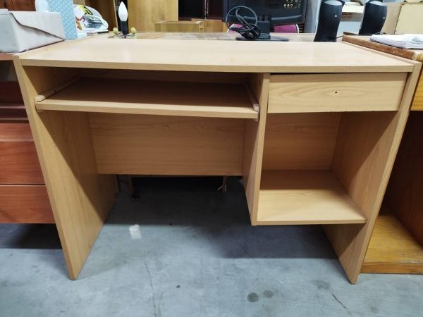ESCRITORIO DE MADERA - Imagen 2