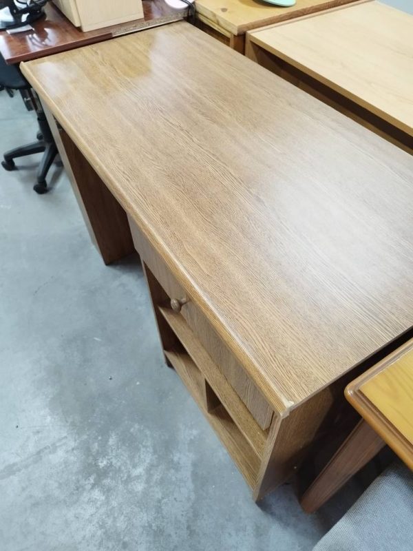ESCRITORIO DE MADERA - Imagen 5