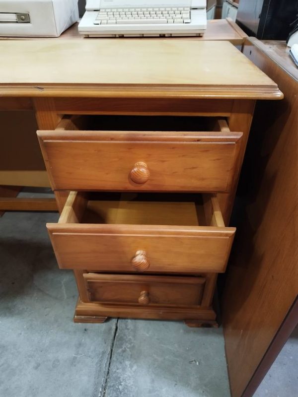 ESCRITORIO DE MADERA DE PINO - Imagen 3