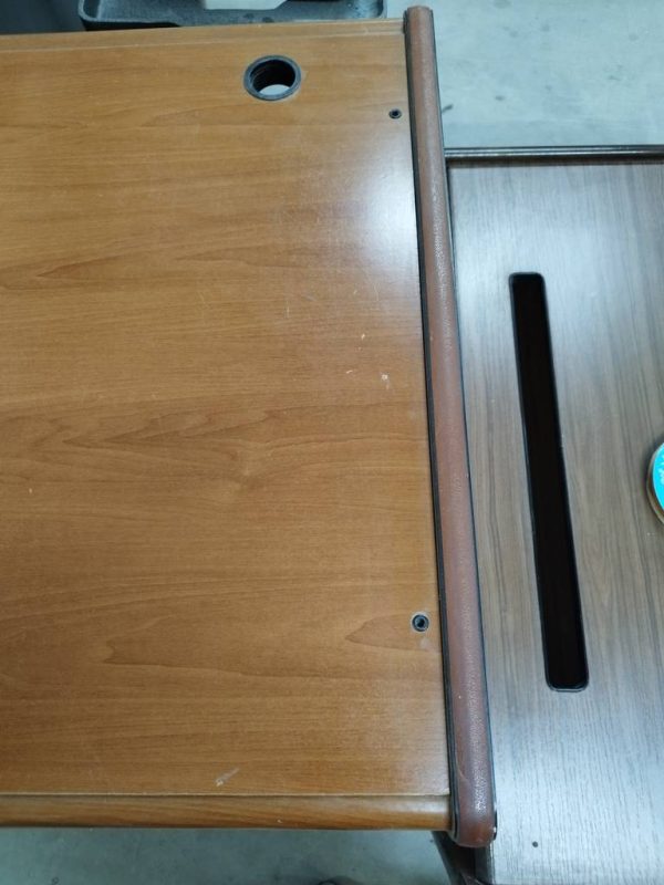 MESA DE ESCRITORIO - Imagen 6