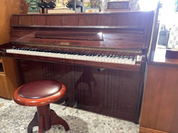PIANO GEYER CON TABURETE - Imagen 2