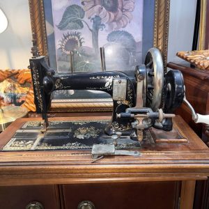 MÁQUINA DE COSER STERLING
