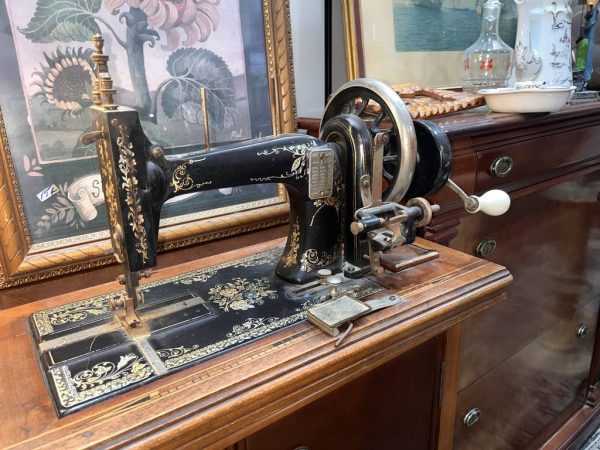 MÁQUINA DE COSER STERLING - Imagen 3