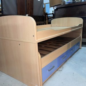 CAMA NIDO