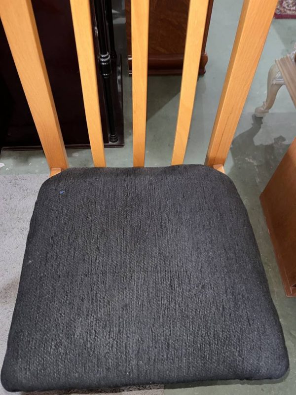MESA EXTENSIBLE Y 6 SILLAS - Imagen 7