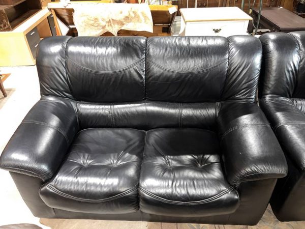 2 SOFAS NEGROS DE PIEL - Imagen 3