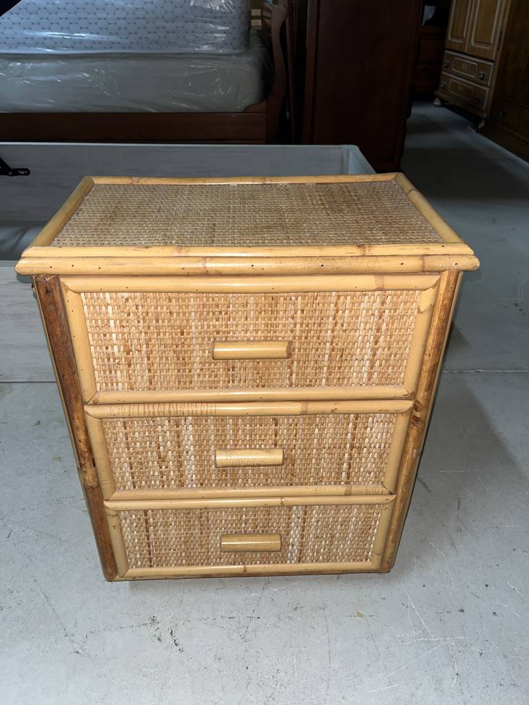 MESITA DE NOCHE - Imagen 3