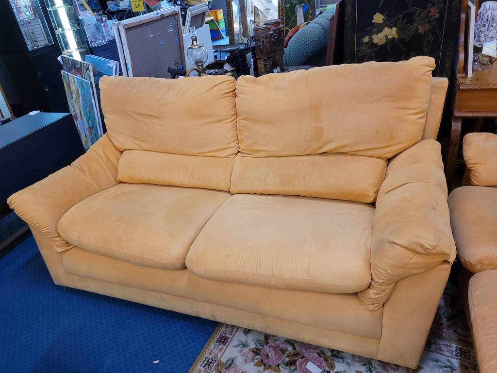 2 SOFÁS DE 3 Y 2 PLAZAS - Imagen 3