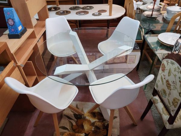 MESA DE COMEDOR Y 4 SILLAS - Imagen 3