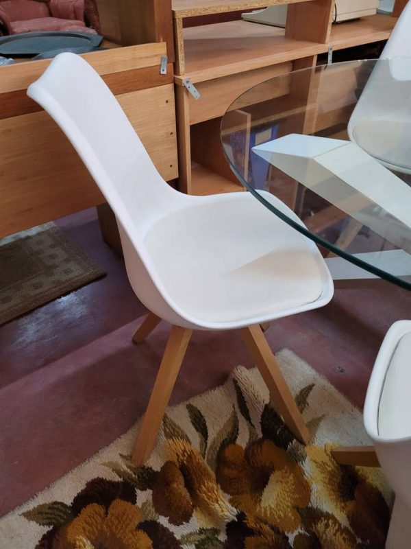 MESA DE COMEDOR Y 4 SILLAS - Imagen 4
