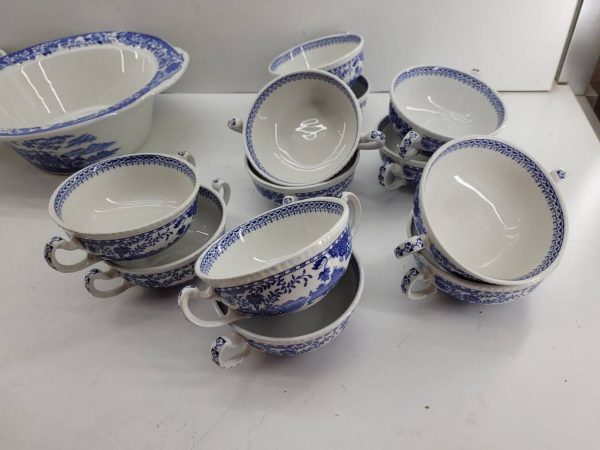 SOPERA Y 12 TAZAS CON PLATOS - Imagen 4