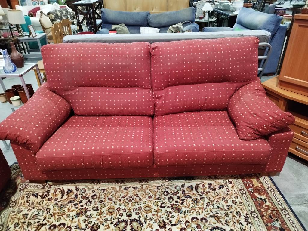 2 SOFÁS ROJOS - Imagen 2