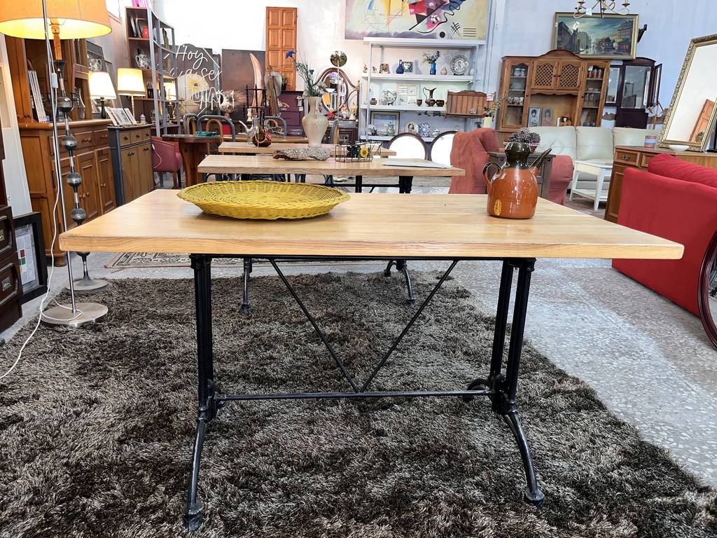 MESA DE MADERA - Imagen 2