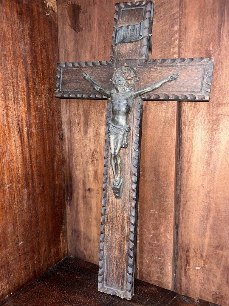 CRUCIFIJO DE MADERA - Imagen 3
