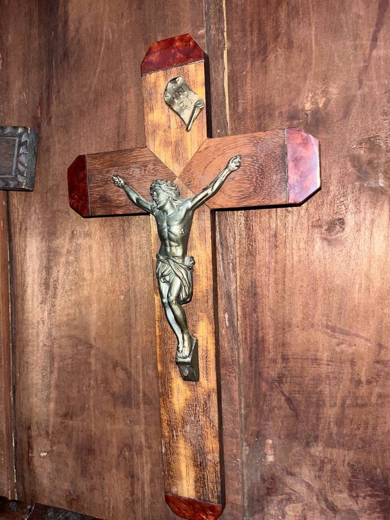 CRUCIFIJO DE MADERA - Imagen 3