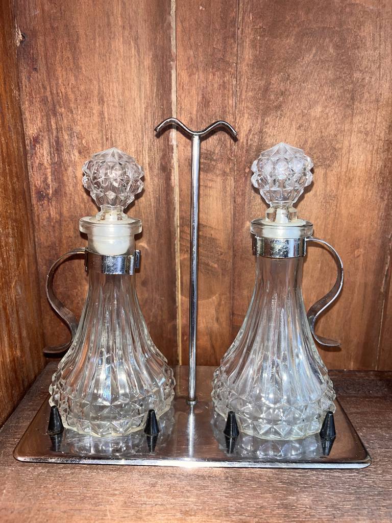 2 ACEITERAS DE CRISTAL