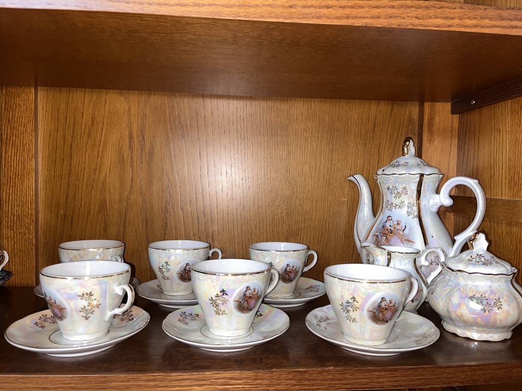 JUEGO DE CAFÉ DE PORCELANA - Imagen 2