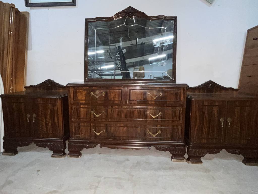 CONJUNTO DE DORMITORIO CLÁSICO