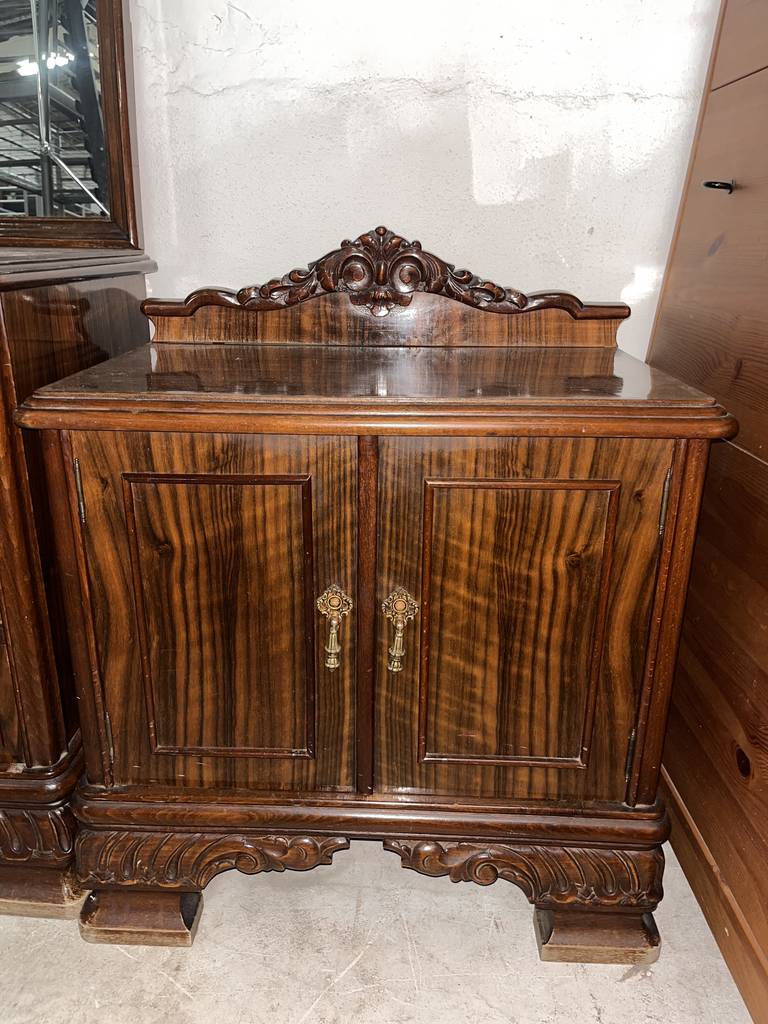 CONJUNTO DE DORMITORIO CLÁSICO - Imagen 2